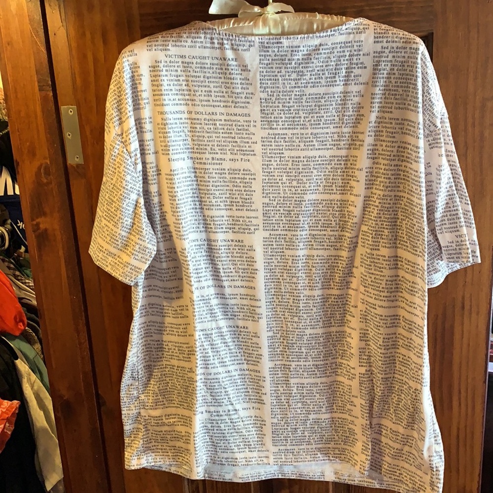 T shirt - Picture 2 of 6